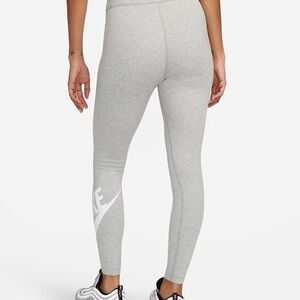 Women’s High waisted Nike Leggings